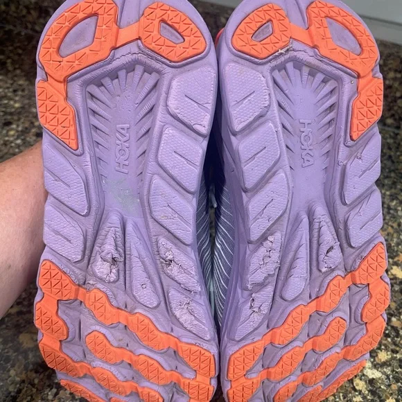 Hoka Light Blue and Purple Running Shoes rincon3 size 8.5 - Picture 2 of 9